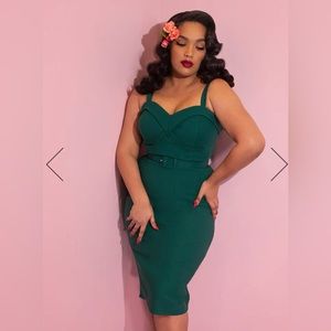 NWT Vixen by Micheline Pitt Maneater Wiggle Dress in Spruce Green Sz M